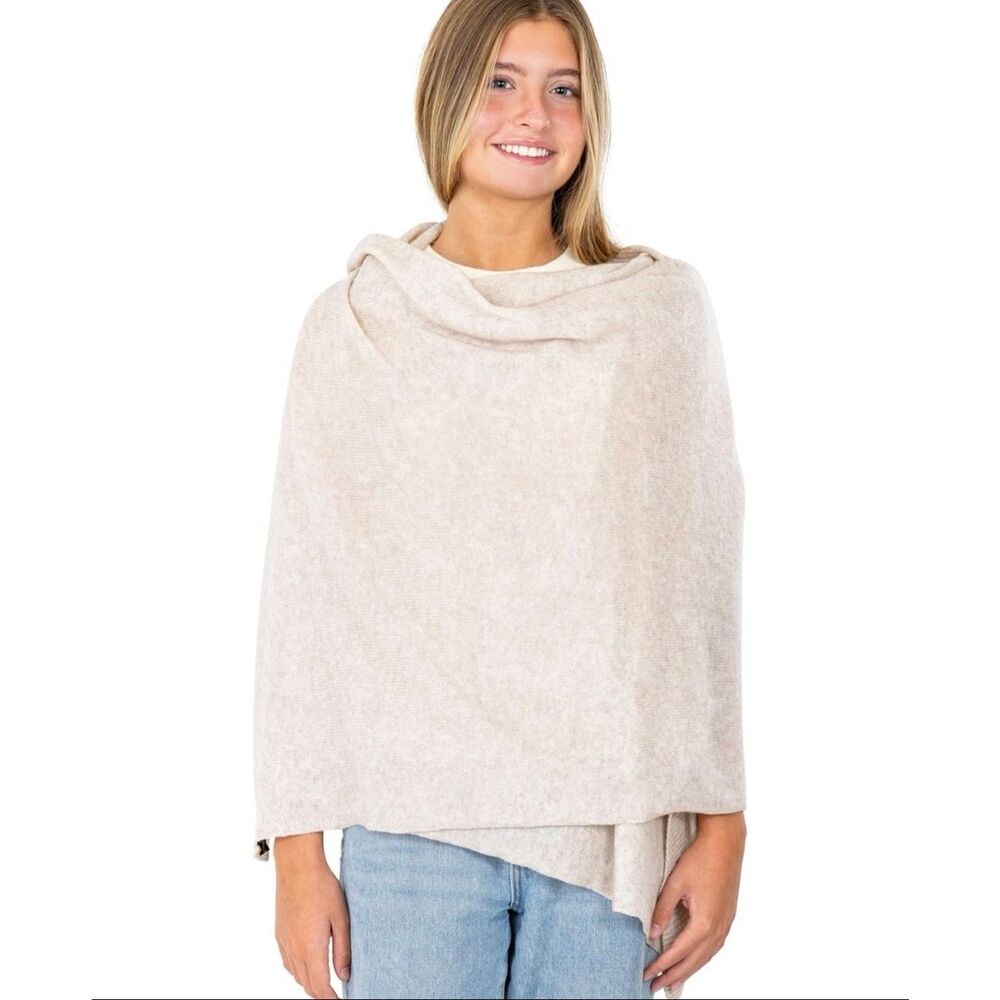 NWT Velanio Cashmere Wool Blend Luxury Knitted Wrap Shawl Scarf 27x78